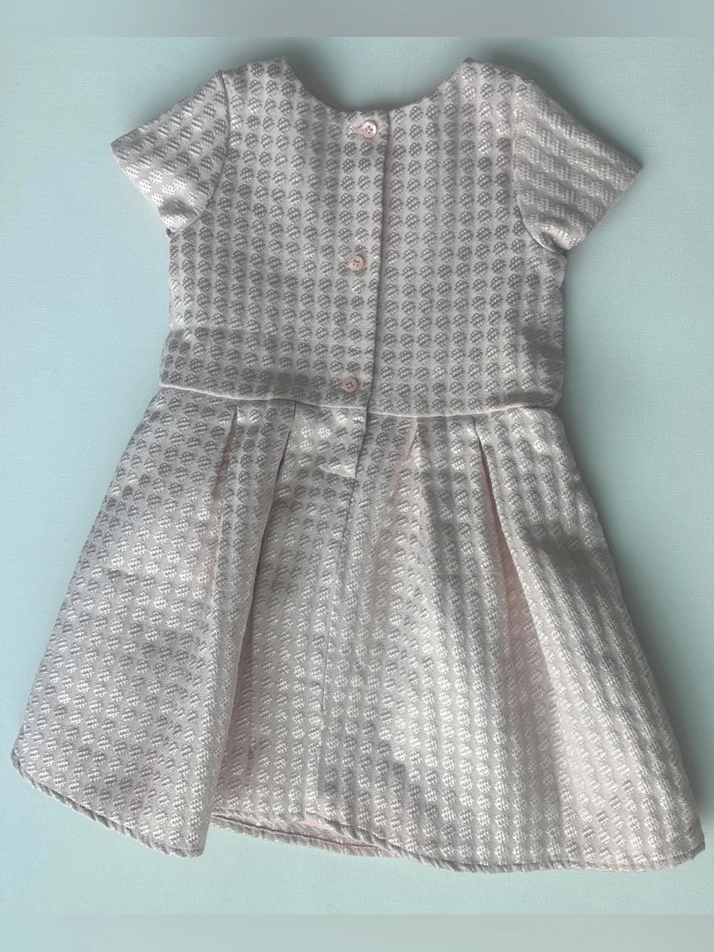 The Children's Place girl’s Blush Pink Textured Pleated Party Dress.  Size 4T.